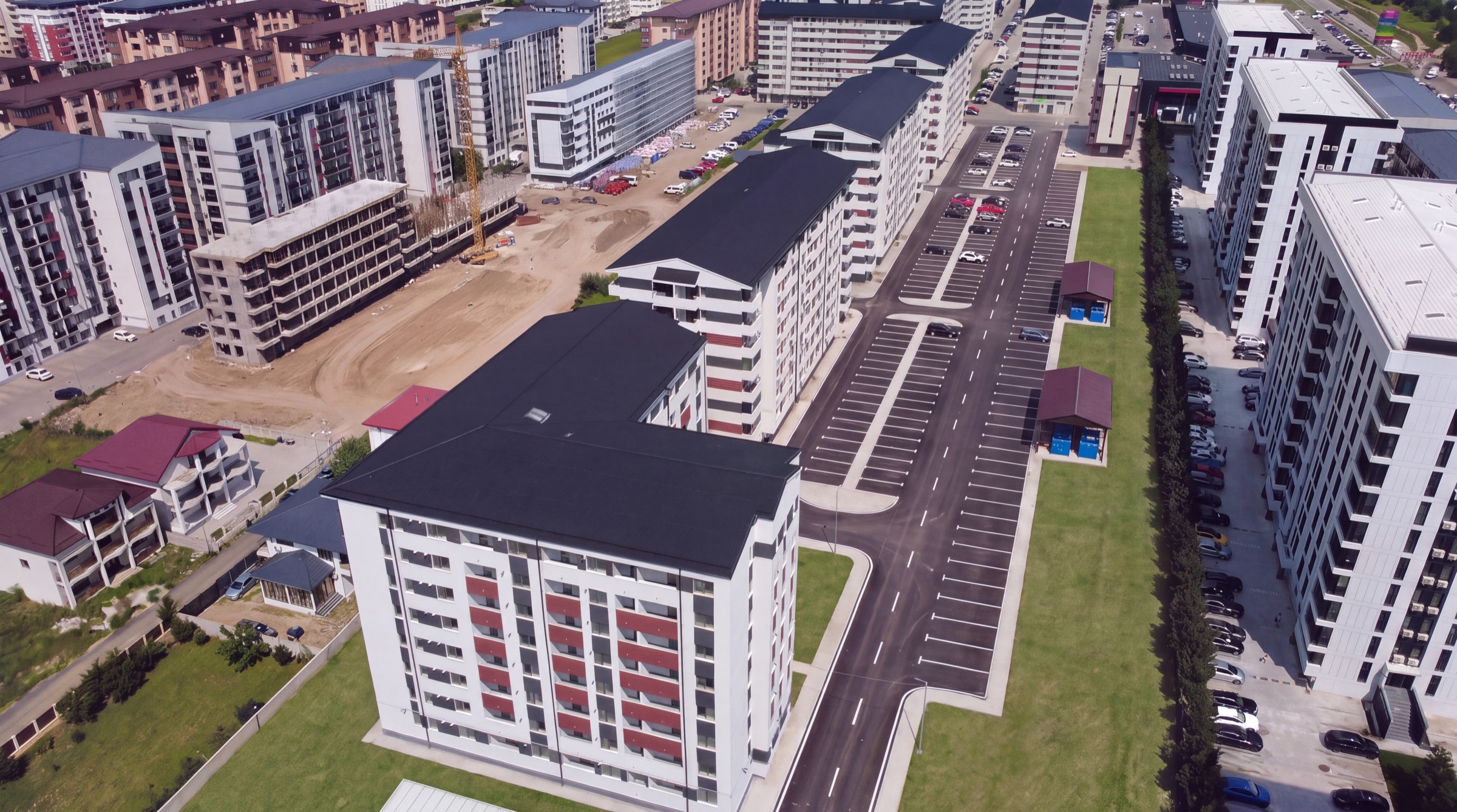 Vedere aeriană asupra imobilelor din Str. Ilie Petre 96